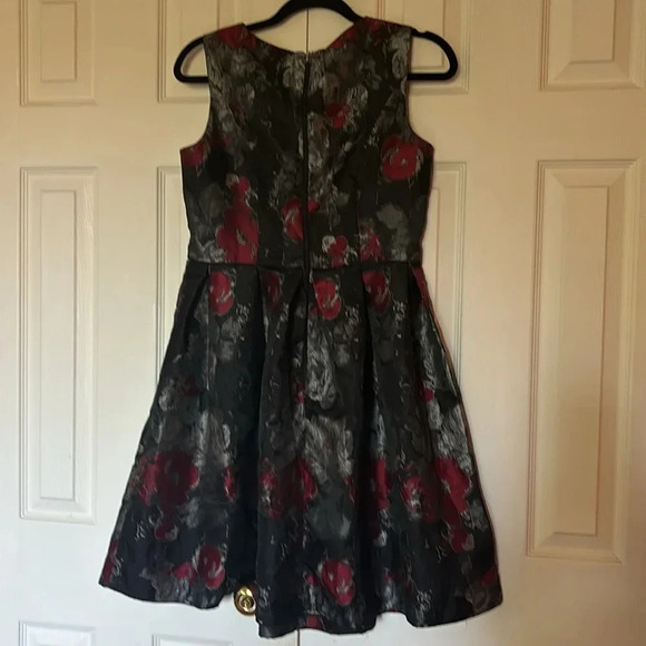 AGB fashion Luxe Floral Jacquard Mini party dress Sz 6 - Picture 6 of 15